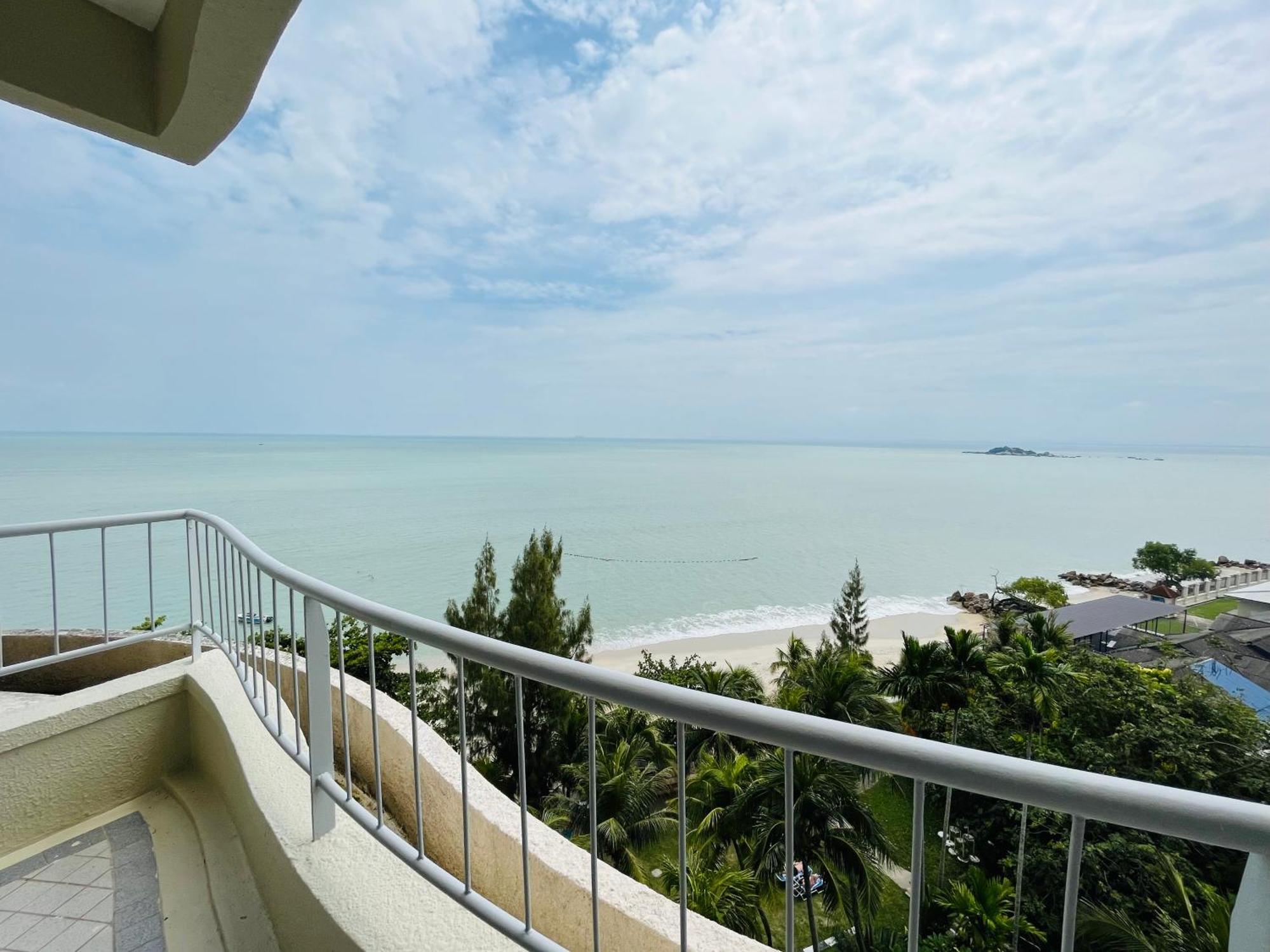 Paradise By The Sea In Penang By Veron At Rainbow Paradise タンジュンブンガ エクステリア 写真