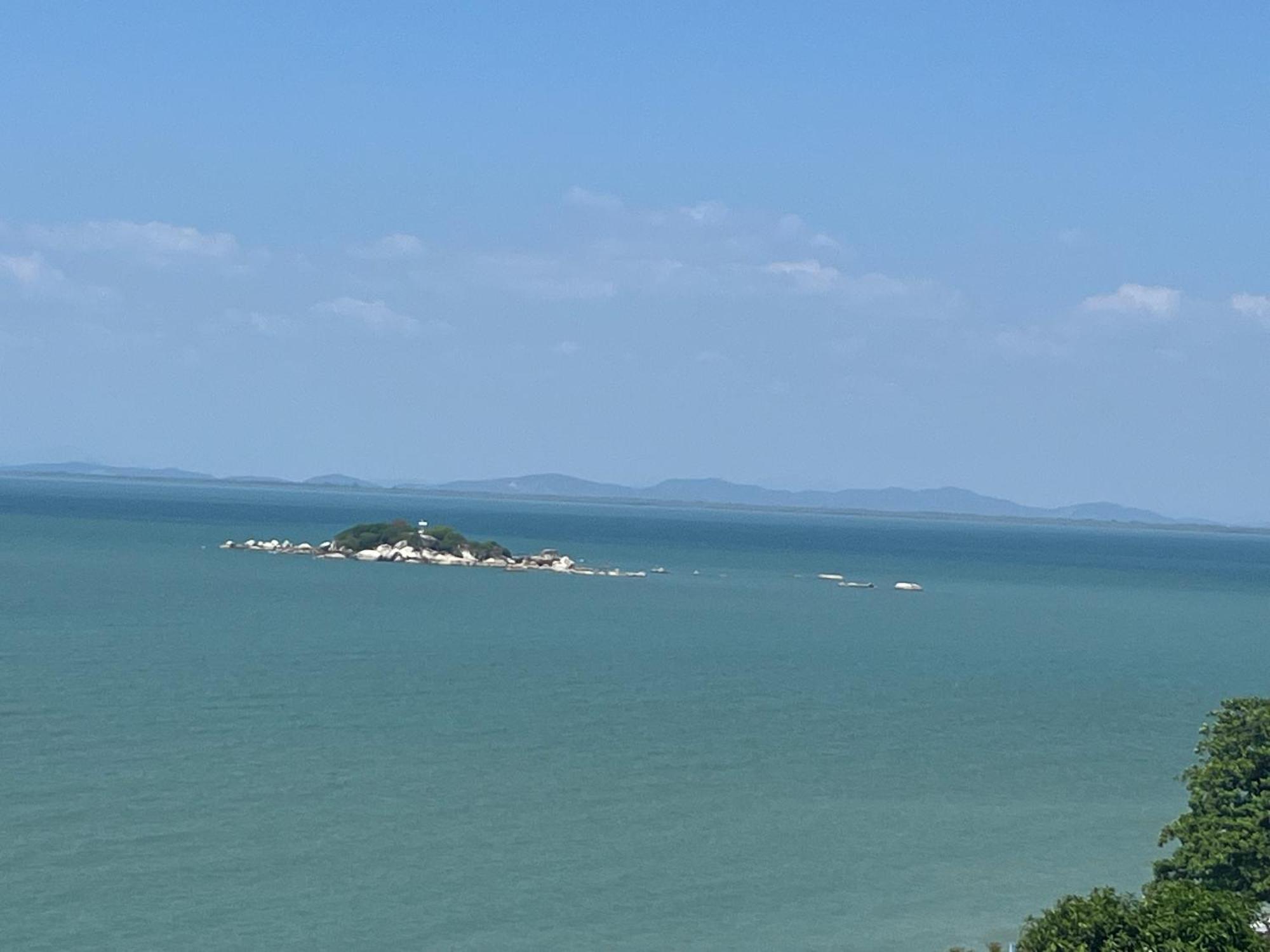 Paradise By The Sea In Penang By Veron At Rainbow Paradise タンジュンブンガ エクステリア 写真